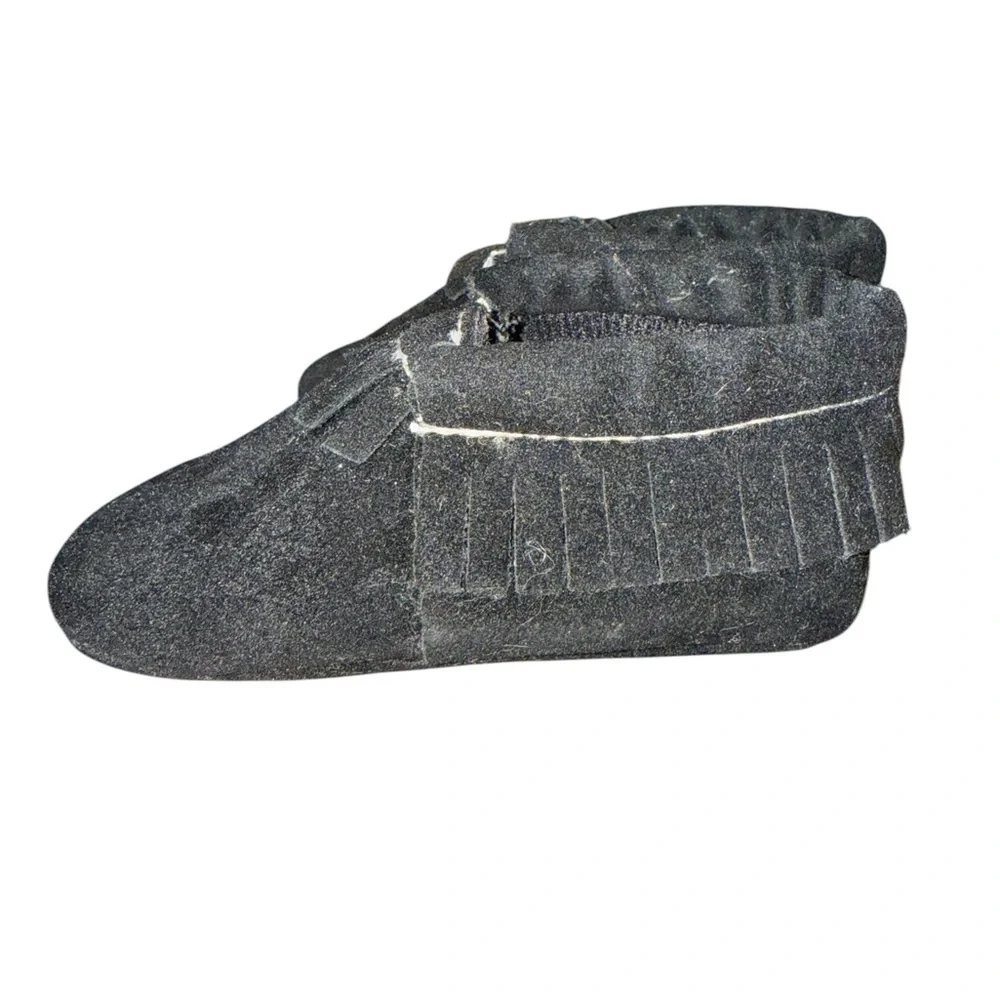ROMIRUS Black Fringe Infant Baby Moccasins Size 3 NWOT